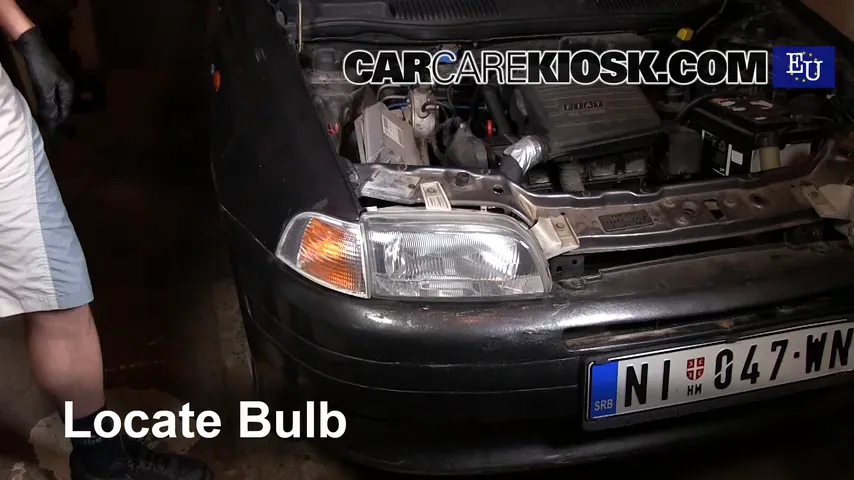 1997 Fiat Punto SX 1.1L 4 Cyl. Lights Daytime Running Light (replace bulb)